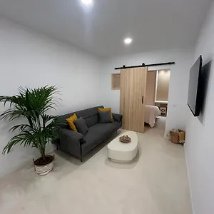 Kira Apartamento