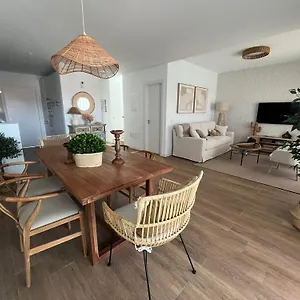 Serena Homes By Livvo Villa
